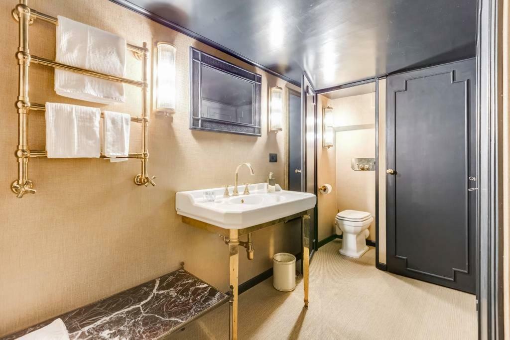 Villa Luxurious Loft Facing The Pantheon à Rome Extérieur photo
