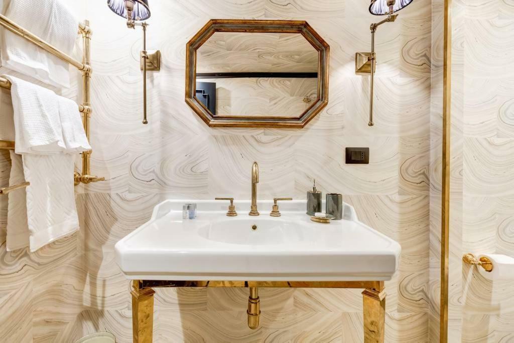 Villa Luxurious Loft Facing The Pantheon à Rome Extérieur photo